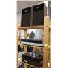 Image 2 : LLOYD 8 TRACK STEREO SYSTEM W/8 TRACKS
