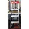 Image 1 : LITE 4 FOOT ALUMINUM STEP LADDER, MADE IN