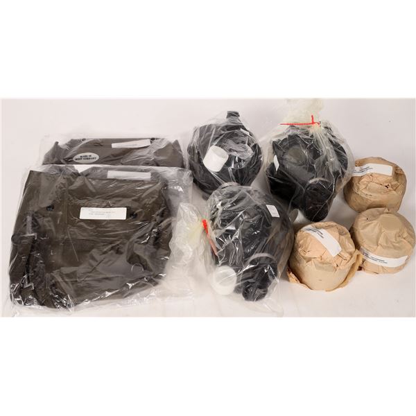 Israeli Gas Masks w/Filters Model 4A1 (3) [173602]
