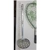 Image 3 : Fish net and ice scoop