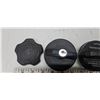 Image 3 : 3 gas caps
