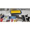 Image 4 : lot of drywall tools