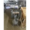 Image 1 : bench grinder on stand