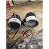 Image 1 : 2 RPM GUAGES