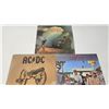 Image 2 : 3 AC/DC records