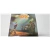 Image 3 : 3 AC/DC records