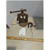 Image 1 : Antique Pipe Vise, Tire Patch Vise