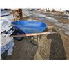 Image 3 : Yardworks Wheelbarrow