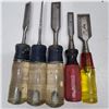 Image 1 : 5  hand chisels