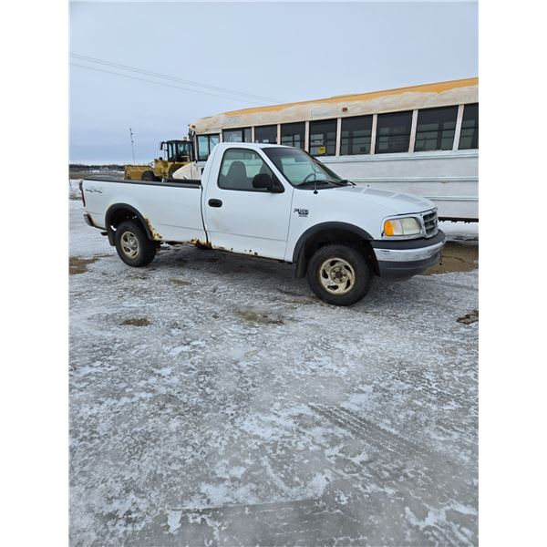 2002 Ford F150 4WD non-runner VIN: 2FTRF18W92CA39539