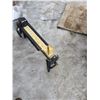 Image 4 : partial log splitter for parts or repair