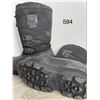 Image 2 : Winter boots size 10 and hard hat liners - gander brand