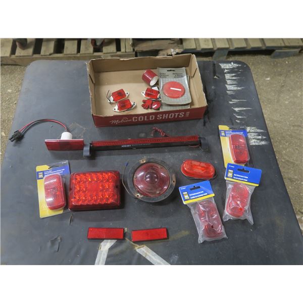 lot of vehicle tail lights