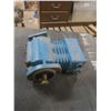 Image 5 : international 9900 air compressor