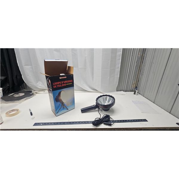 750,000 candle power spotlight