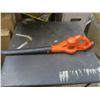 Image 3 : black and decker blower, with battery and charger