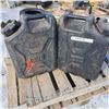 Image 1 : 2 jerry cans