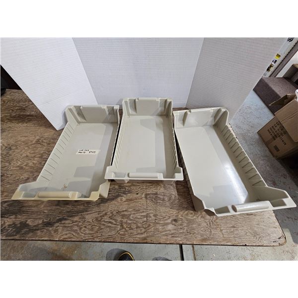 3 - Plastic Trays