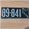 Image 1 : licence plate Sask 1927 5 digit