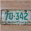 Image 2 : licence plate Sask 1966 5 digit pair
