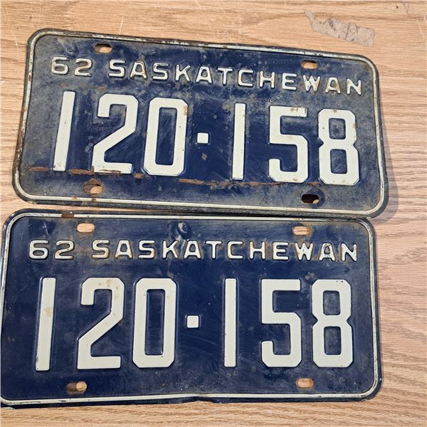 licence plate Sask 1962 6 digit pair