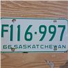 Image 1 : licence plate Sask 6 digit 1966