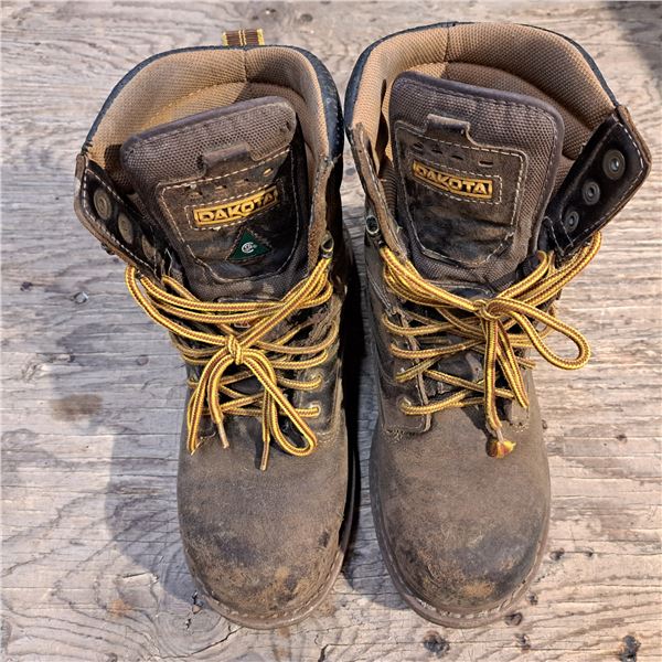 Dakota steel toe work boots size 9.6
