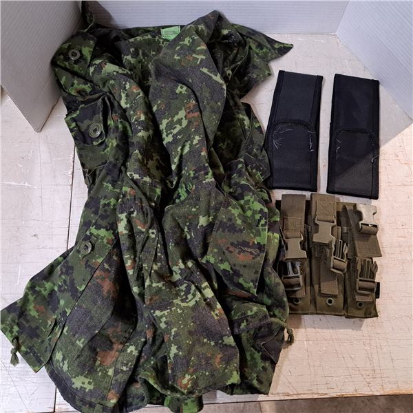Military jacket large and military pouches