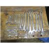 Image 2 : combination wrenches size 1/4 1 1 1/4