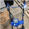Image 3 : Small blue snow blower with battery charger