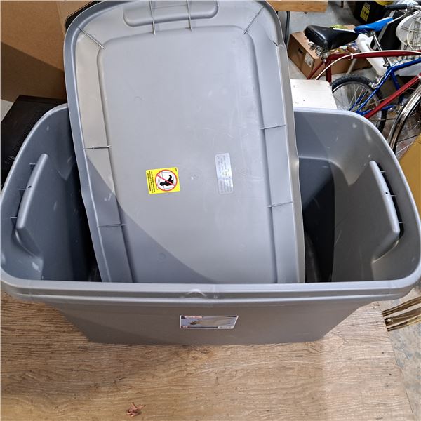 2 silver bins 1 lid plastic