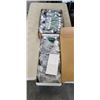 Image 1 : TRAY AND BOX OF SAFETY GOGGLES
