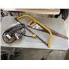 Image 1 : CIRCULAR SAW AND TWO HAND SAWS