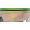 Image 2 : CASE OF 48 ROLLS OF PREMIUM BATHROOM ROLL TISSUE