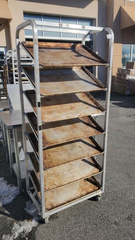 ALUMINUM 6 SHELF BAKERS SLANTED RACK ON WHEELS