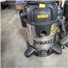 Image 2 : 2 STAINLESS DEWALT SHOP VACS STORE RETURNS WORKING WITH HOSES
