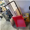 Image 1 : LARGE SNOW SHOVEL