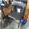 Image 2 : TWO FOLDING CHAIRS