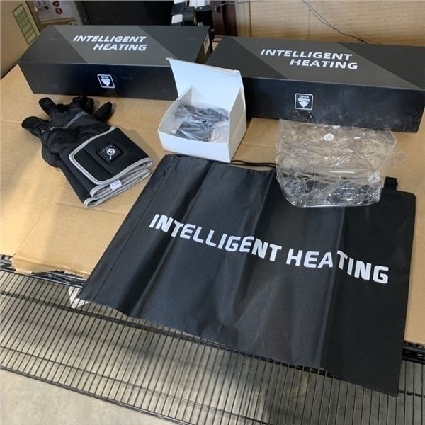 2 PAIRS OF HEATED GLOVES