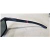 Image 2 : OAKLEY AND FOSTER GRANT SUNGLASSES, SCRATCHED LENSES