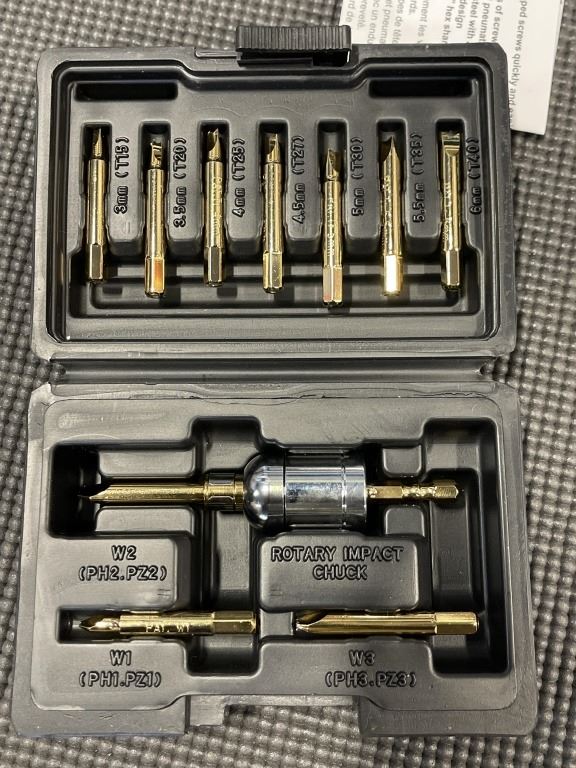 NEW FASTENER EXTRACTOR KIT