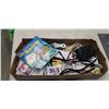Image 2 : TRAY OF COLLECTIBLE ITEMS
