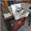Image 1 : BERNIA SEWING MACHINE