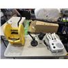 Image 1 : BOOT DRYER, LAMP AND RUBBERMAID MOP BUCKET RINGER