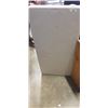 Image 1 : 4' FOLDING PLASTIC TABLE