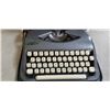 Image 3 : COLE STEEL CASED TYPEWRITER