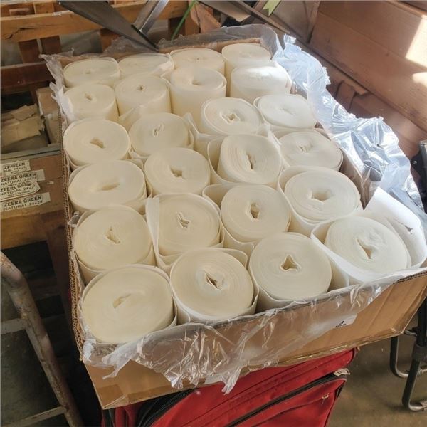 24 ROLLS OF QUILTED FAST ABSORBING PAPER TOWEL
