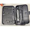 Image 2 : CASED BIT SET, FLASHLIGHTS AND BUNGEE CORDS