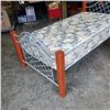 Image 2 : METAL AND WOOD SINGLE SIZE BED FRAME WITH MATTRESS AND MATCHING TABLE WITH MIRROR