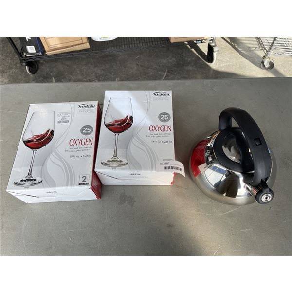 OGGI TEA KETTLE AND 4 TRUDEAU GOBLETS